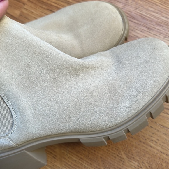 Steve Madden Howler boot in sand suede size 7.5 - Picture 2 of 8